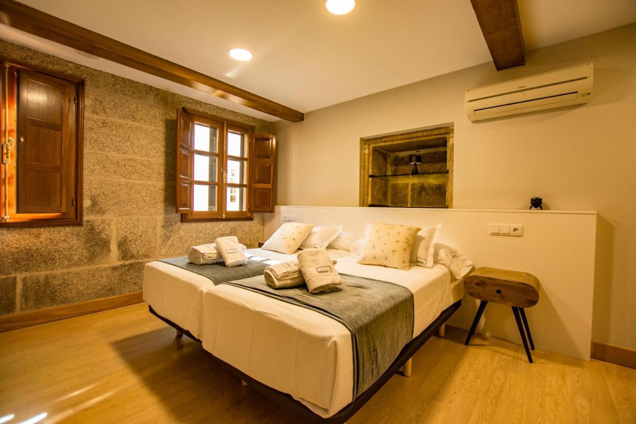 Hostal Nomade Santiago サンティアゴ・デ・コンポステーラ エクステリア 写真