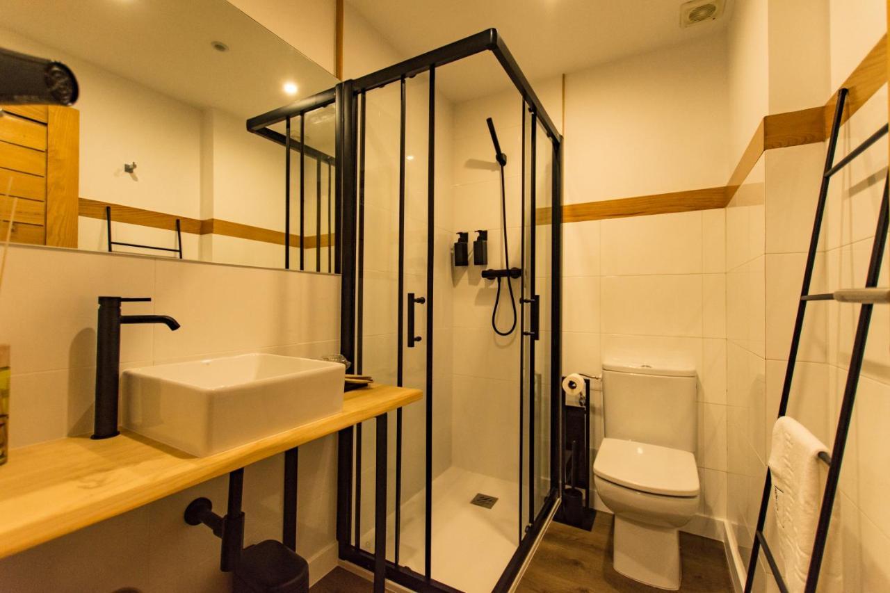 Hostal Nomade Santiago サンティアゴ・デ・コンポステーラ エクステリア 写真